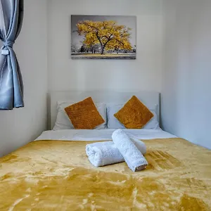 Nec Exhibitor Home, Near Airport Birmingham